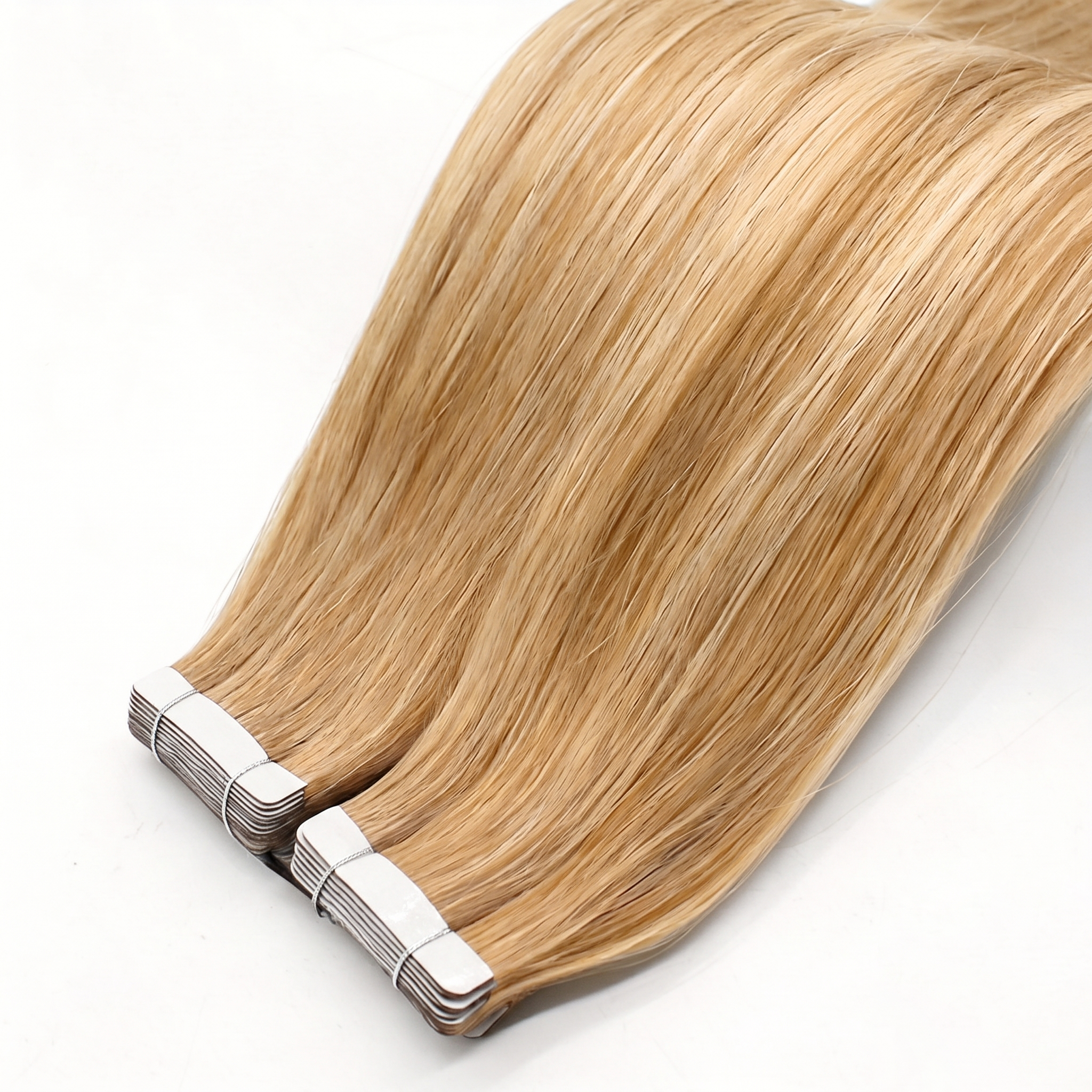 CLASSIC TAPE-IN HAIR EXTENSIONS, SUNLIT SOVEREIGN #610